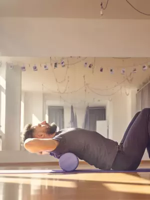 Self-massage roller recovery training at Veya