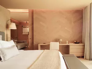 Harmony_Pool_Villa_King-Bed-Banyan_Tree_Veya-Valle_de_Guadalupe